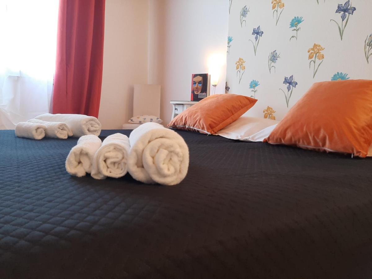 B&B La Jacaranda Affittacamere SantʼAntìoco Zewnętrze zdjęcie